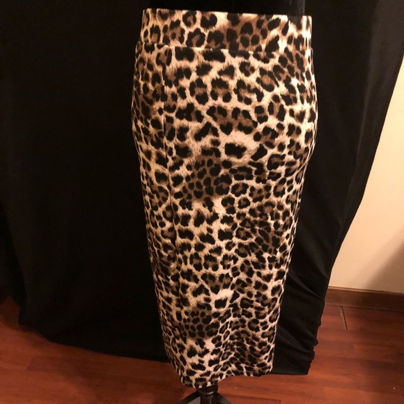 bebe Dresses & Skirts - bebe Leopard Midi Skirt
